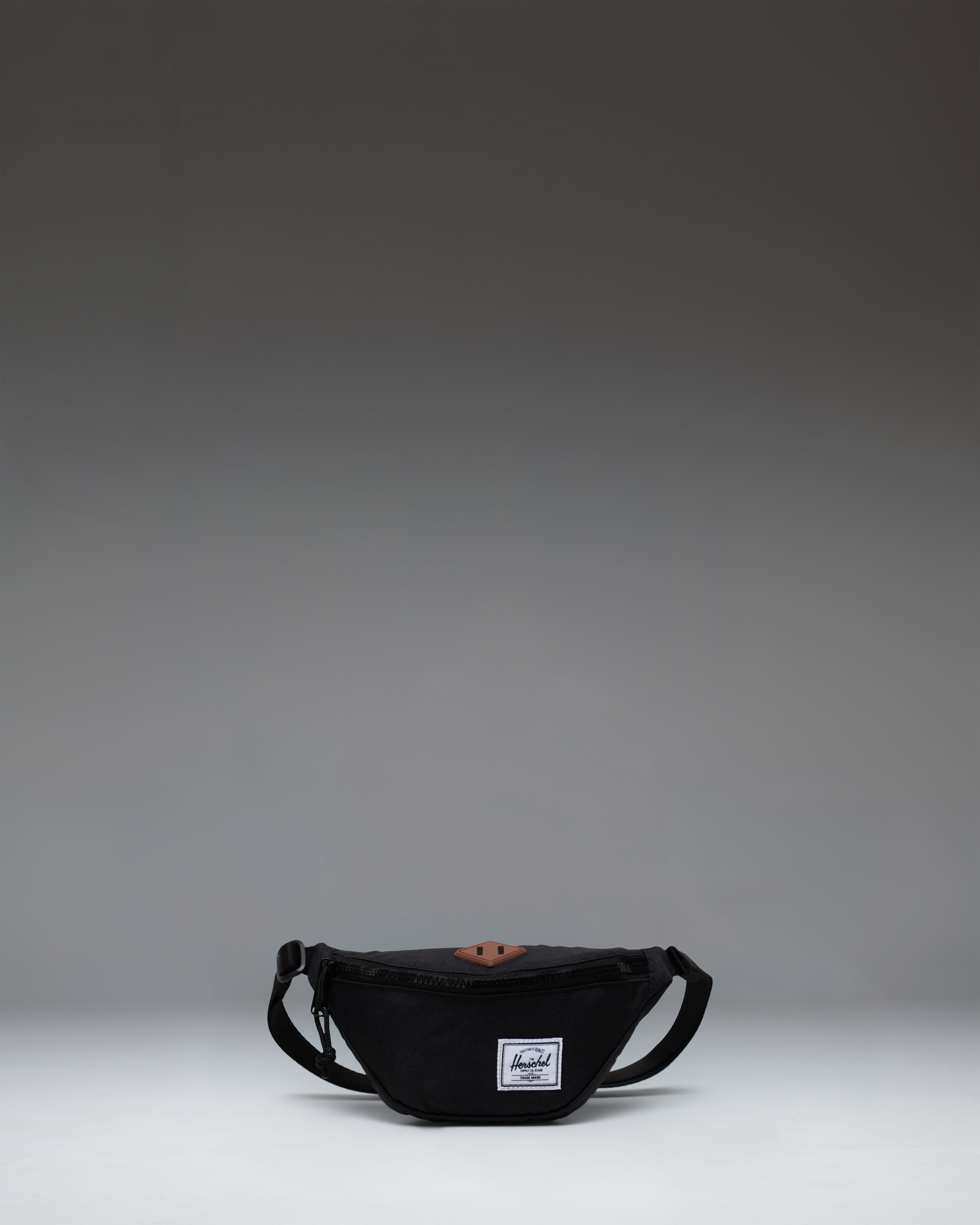 herschel-supply-heritage-hip-pack-little-herschel-petite-banane-enfant-1-l-avec- image 2