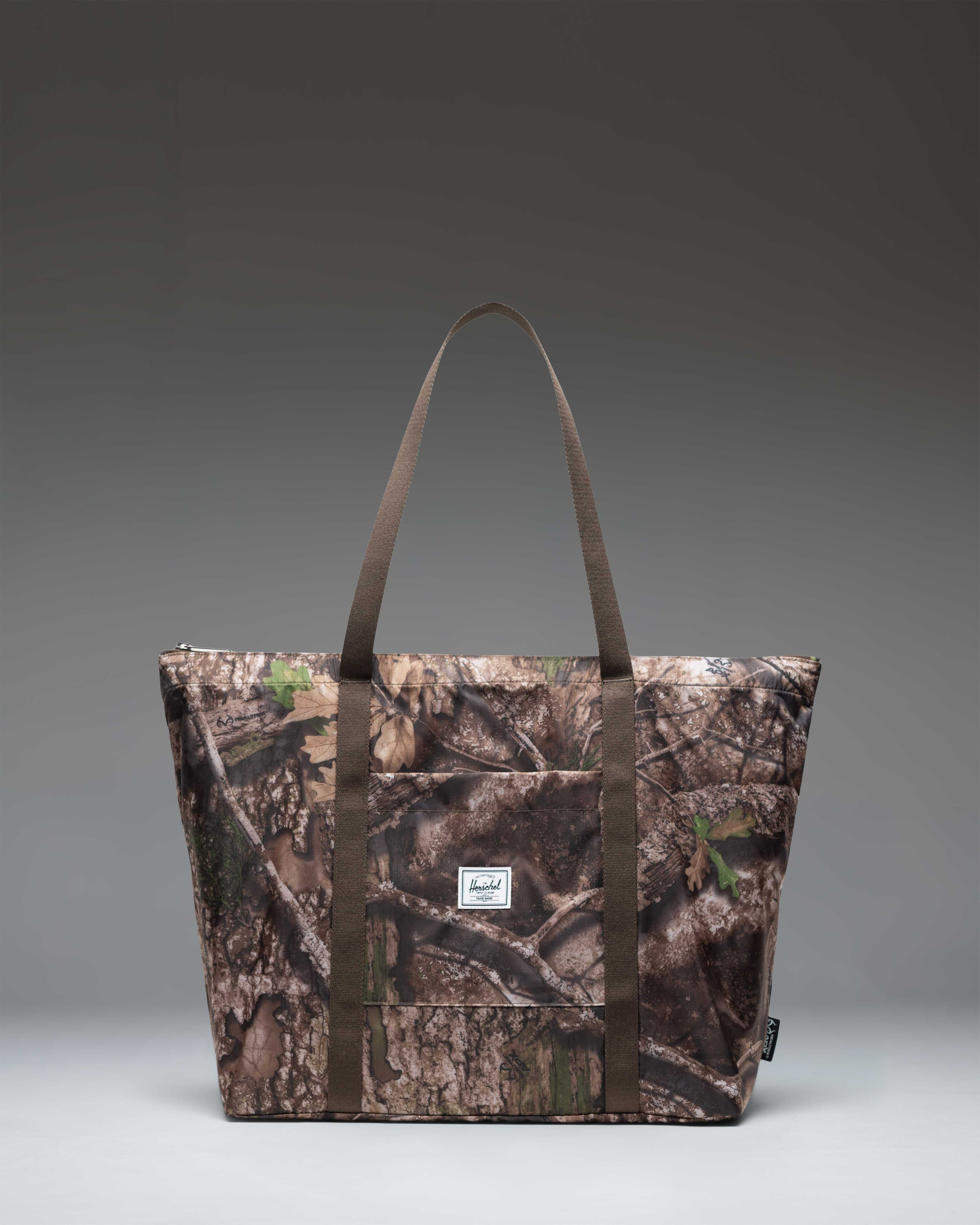 herschel-supply-realtree-portland-packable-tote-cabas-pliable-camouflage-apx-ave image 1