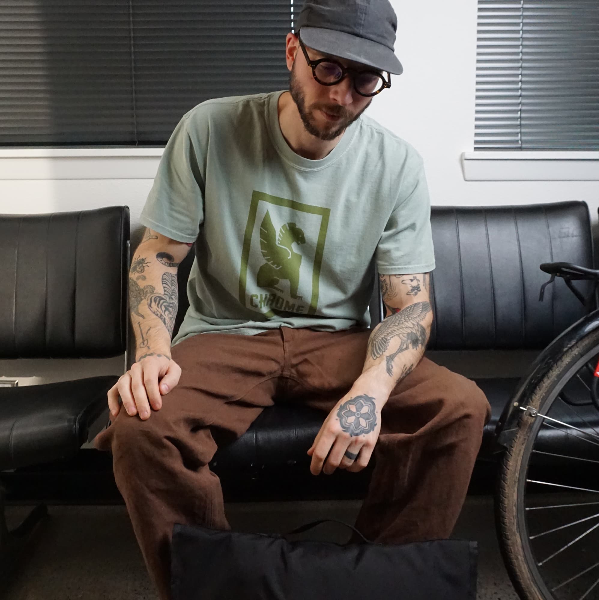 chrome-industries-logo-tee-short-sleeve-t-shirt-homme-100-coton-classique image 5
