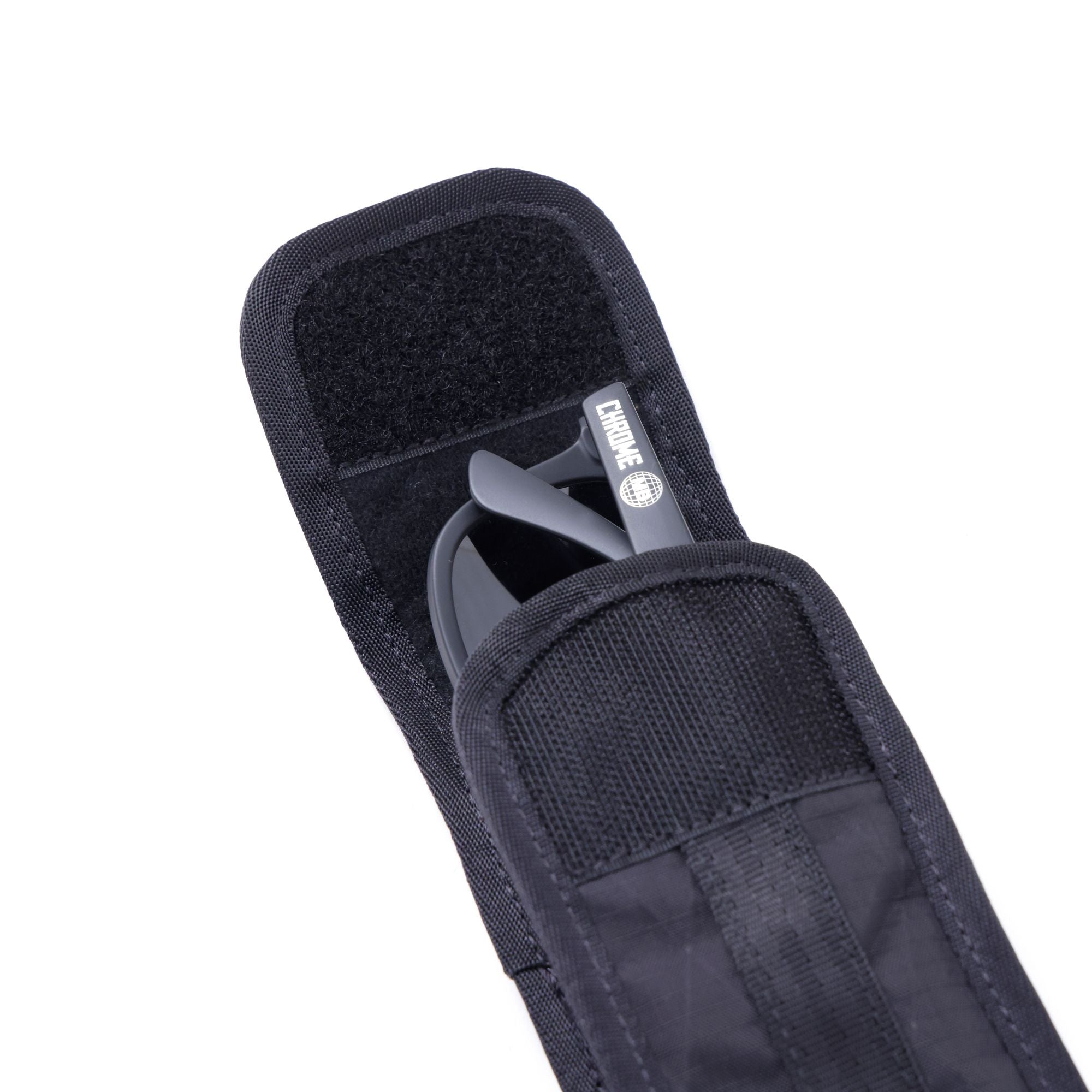 chrome-industries-sunglass-pouch-pochette-doubl-e-molletonn-e-avec-clip image 2