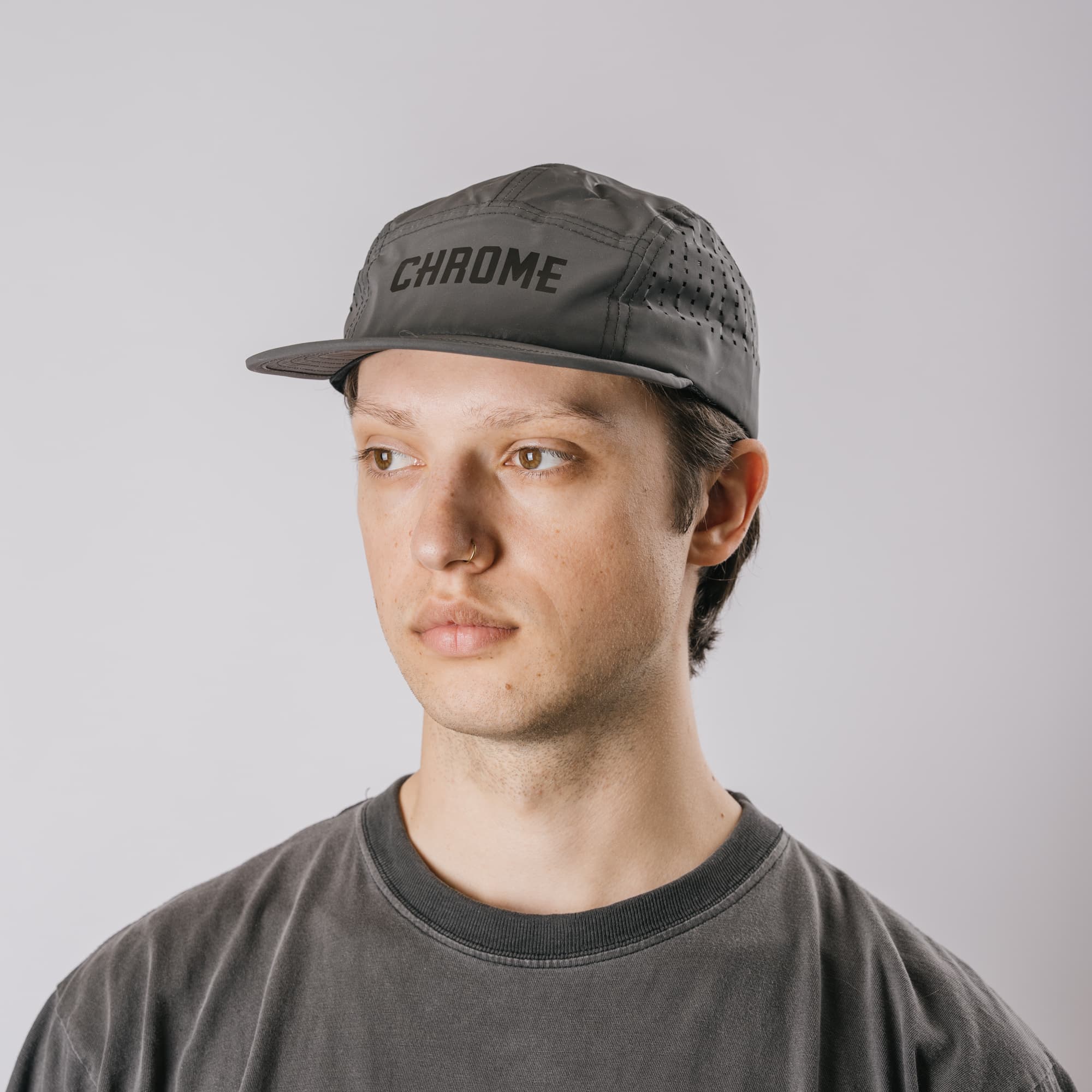 chrome-industries-five-panel-hat-casquette-cinq-panneaux-l-g-re-respirante-et-r- image 4