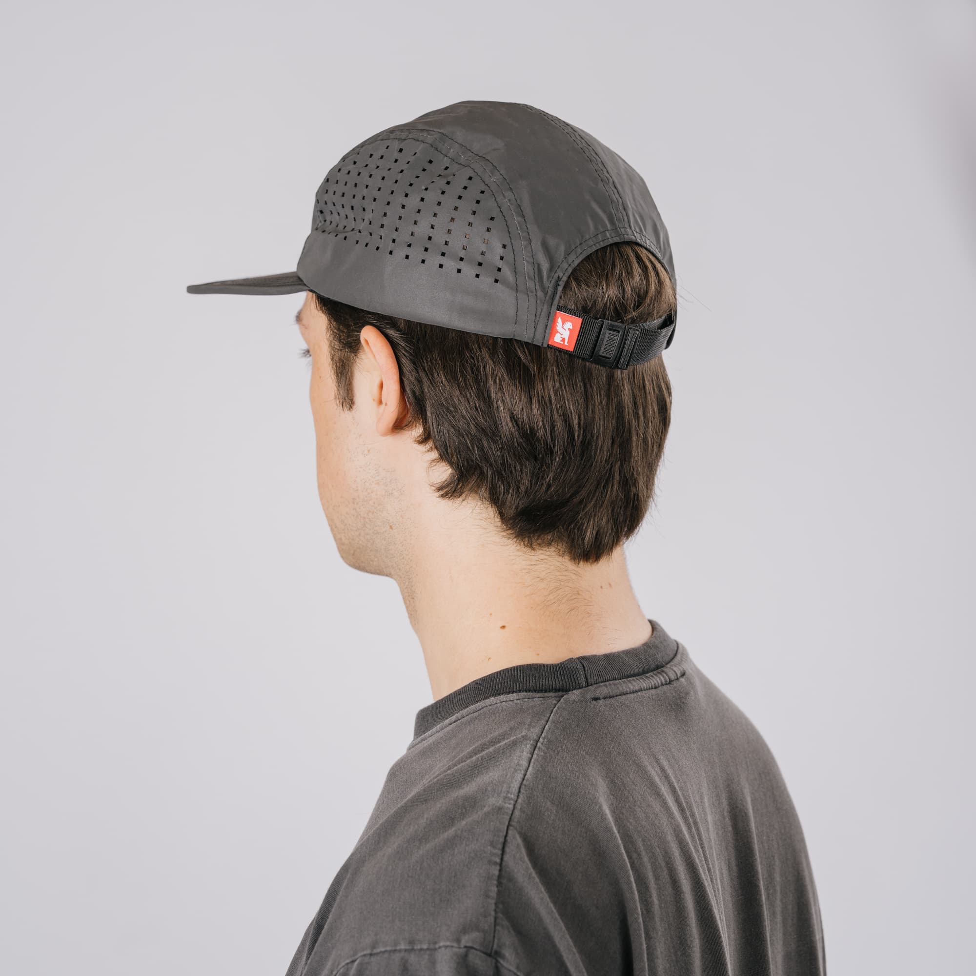 chrome-industries-five-panel-hat-casquette-cinq-panneaux-l-g-re-respirante-et-r- image 3