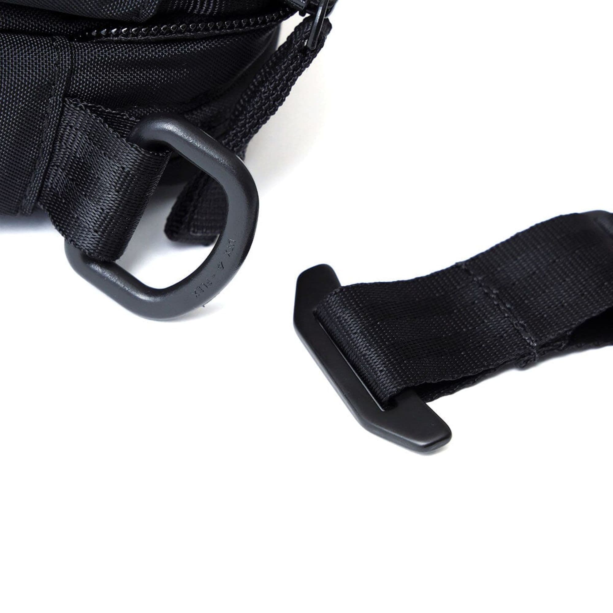 chrome-industries-pac-shoulder-pouch-3l-sac-bandouli-re-compact-avec-poche-accor image 5